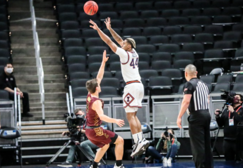 Illini championship dreams come crashing down in 71-58 loss to Loyola