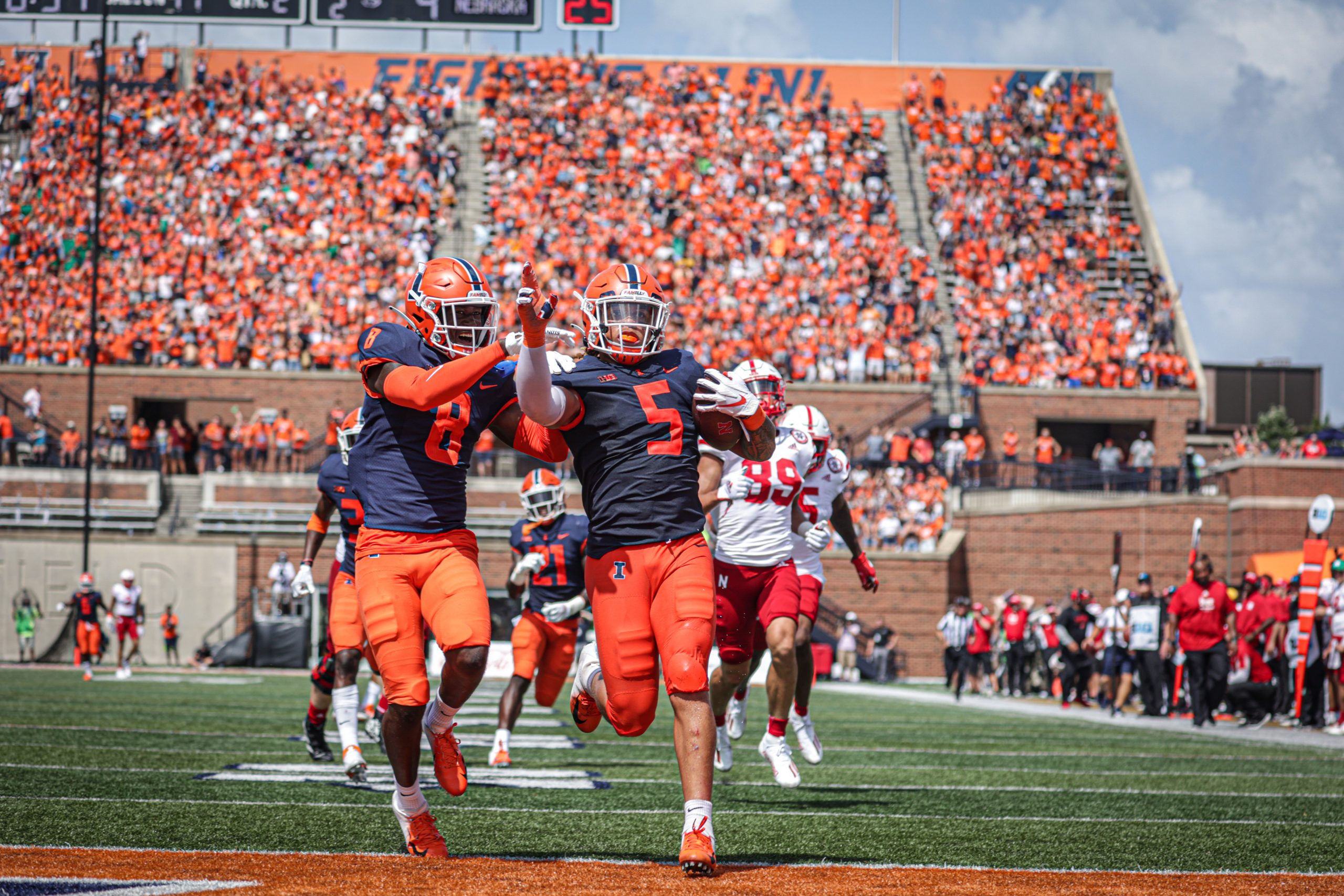 Illini team up to thump Nebraska 30-22 to open the Bret Bielema era