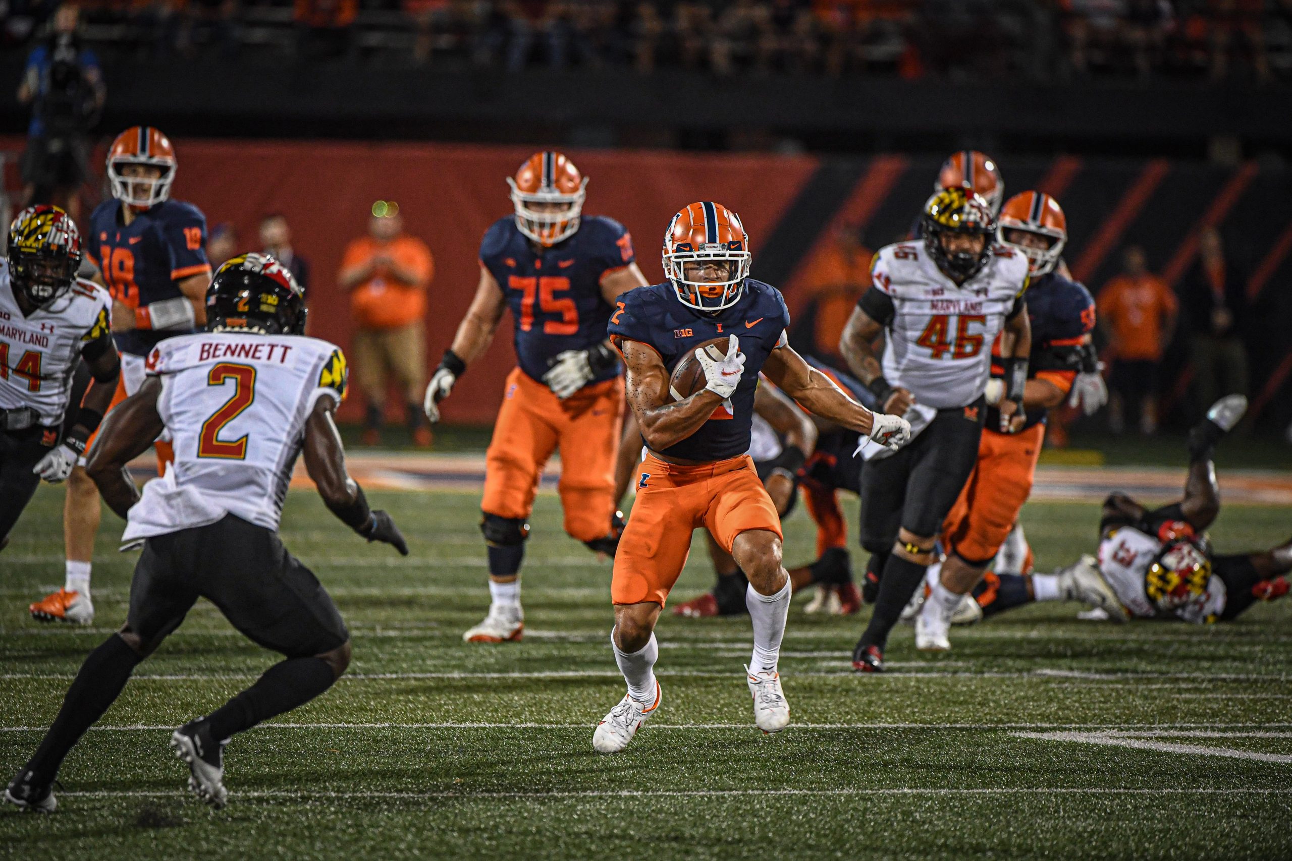 Illini stumble late to fall to Terrapins, 20-17