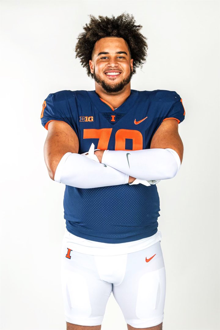 Illini Land JuCo Lineman Isaiah Adams