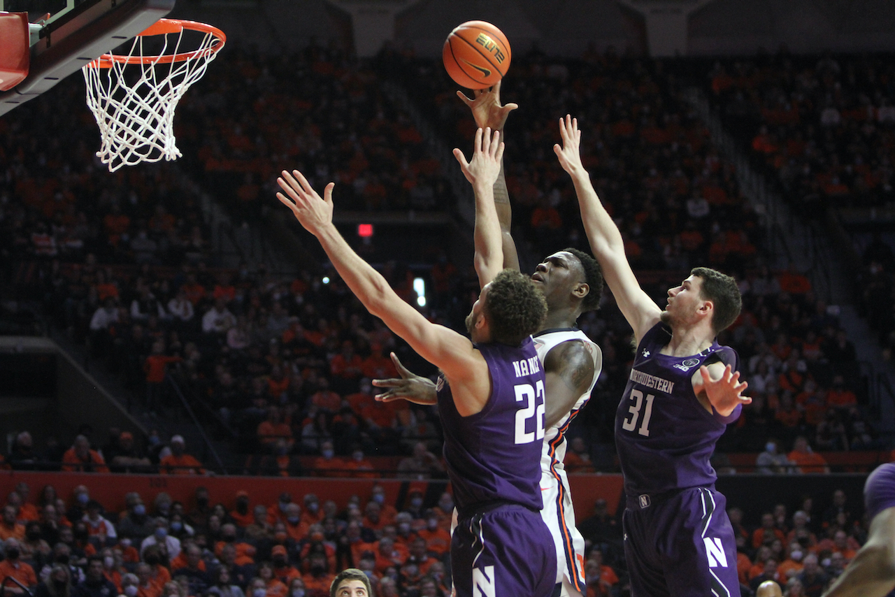 Big Ten-leading Illini Overcome Cold-Shooting 2nd Half to Beat Wildcats, 73-66