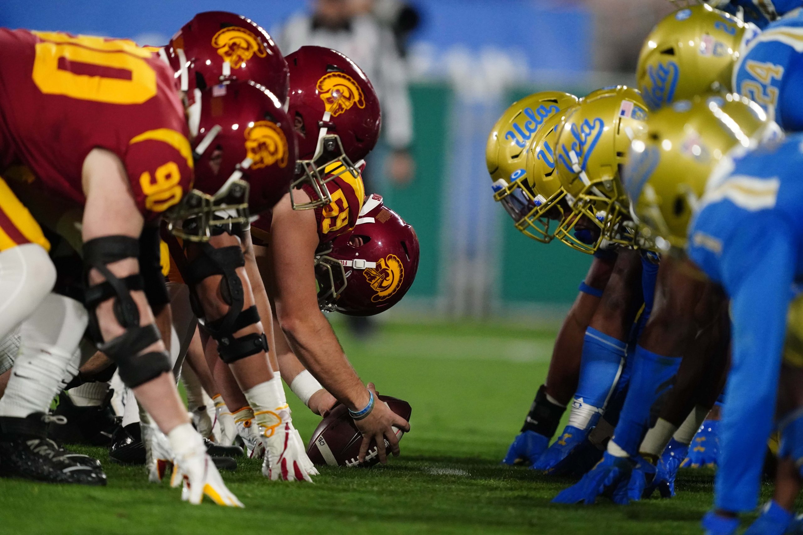 Pac-12 Powers USC, UCLA Will Join The Big Ten in 2024