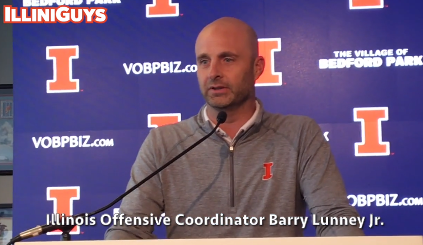 Watch: Illini Offensive Coordinator Barry Lunney Jr. talks to reporters ahead of Virginia game