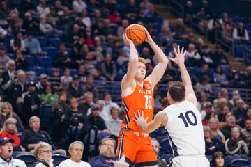 “We just didn’t play hard”: Underwood Disgruntled With Illini’s Effortless Loss at Penn State