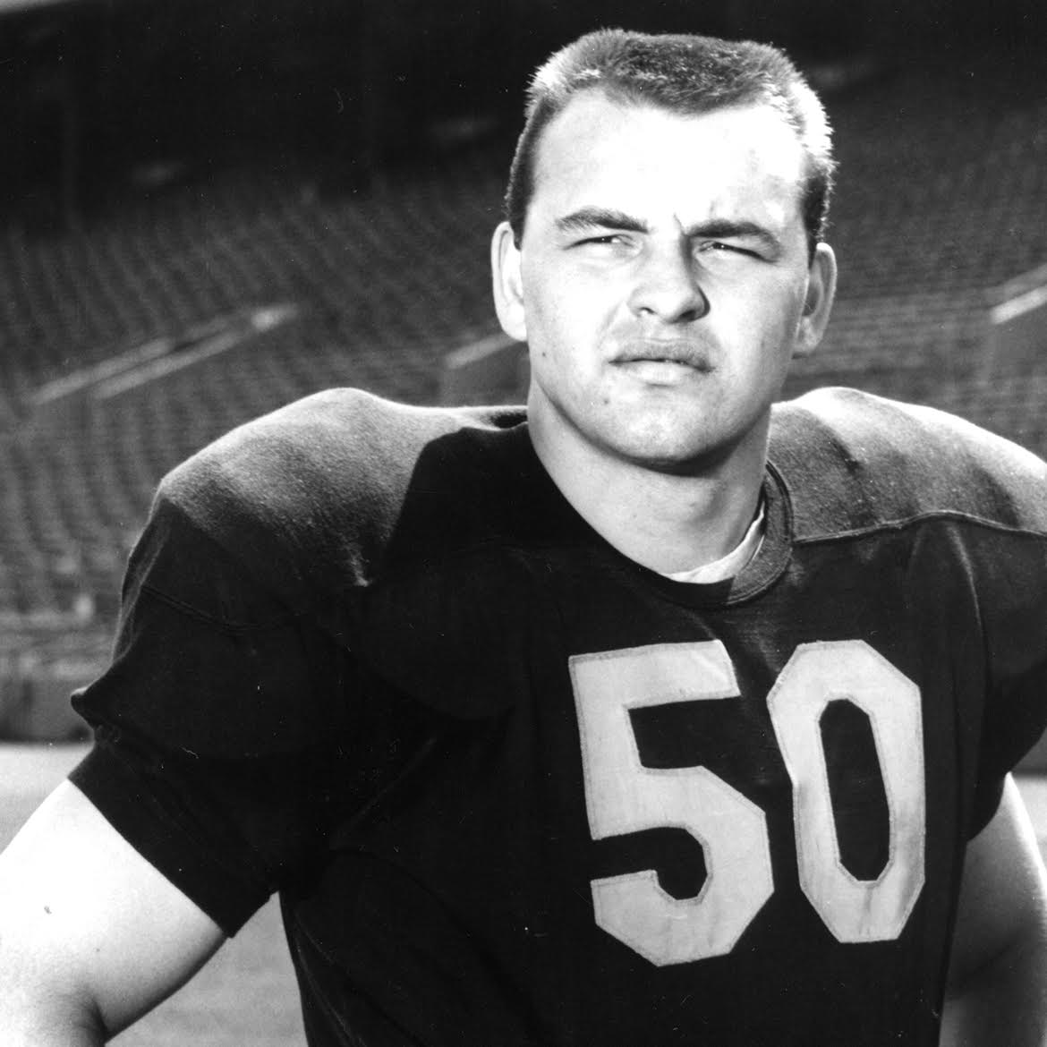 Illinois unveils Butkus statue outside football center