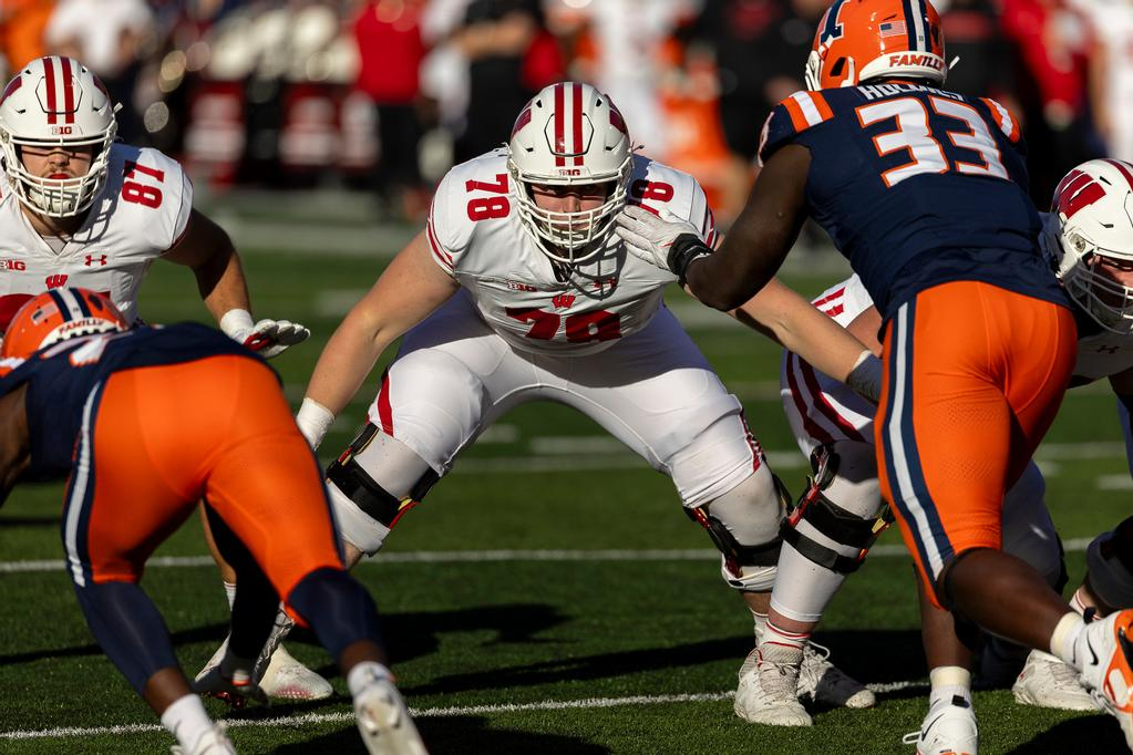 Wisconsin 25, Illinois 21 - Illini Film Review - The Collapse & Bielema Clapping Back