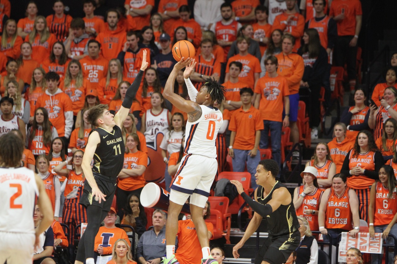 #25 Illini Rally To Avoid Oakland Upset Bid