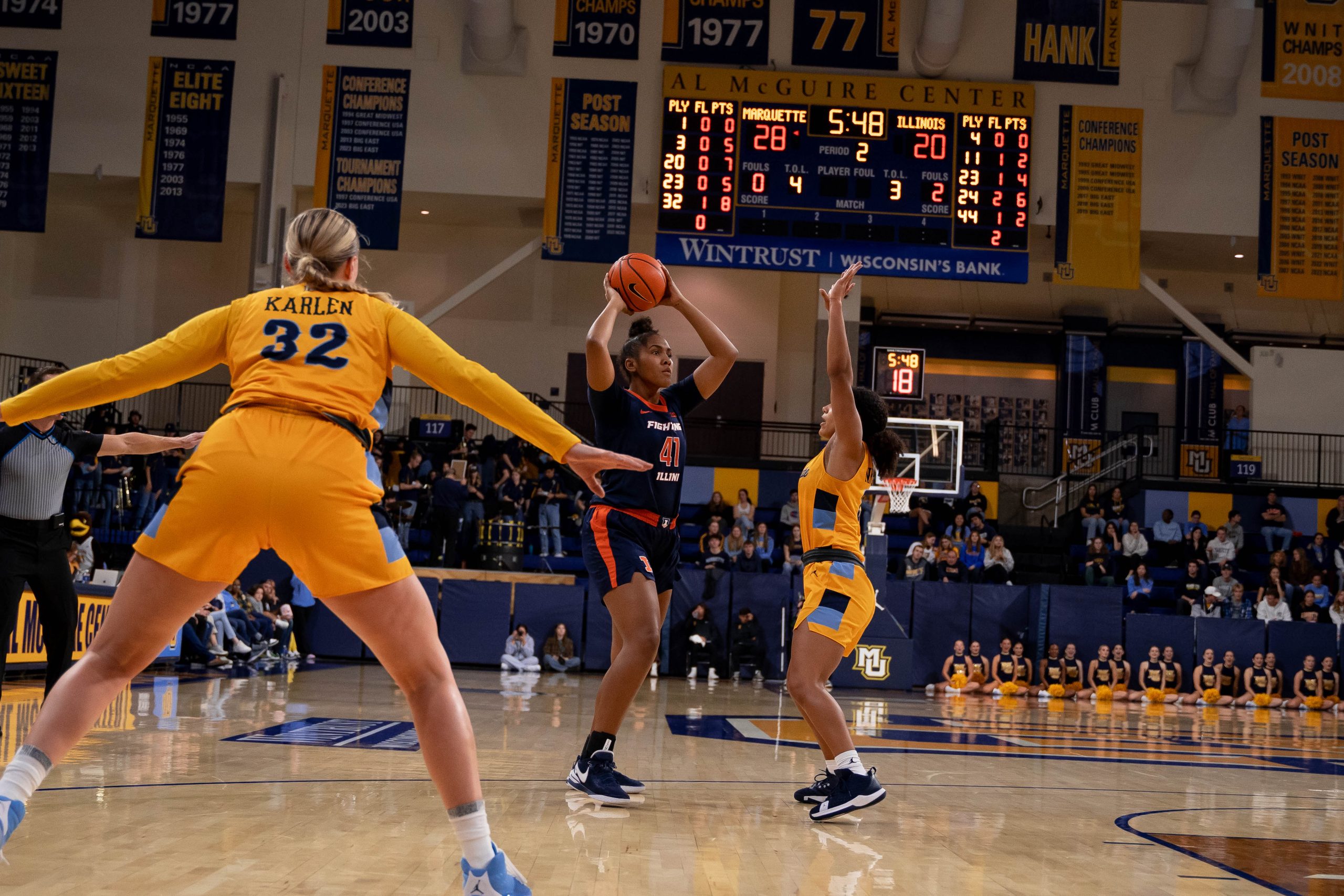 Cook-less Illini Fall Short at Marquette in First Road Test