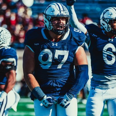 Yale Graduate Transfer DL Clay Patterson Renounces Verbal Commitment to Illini