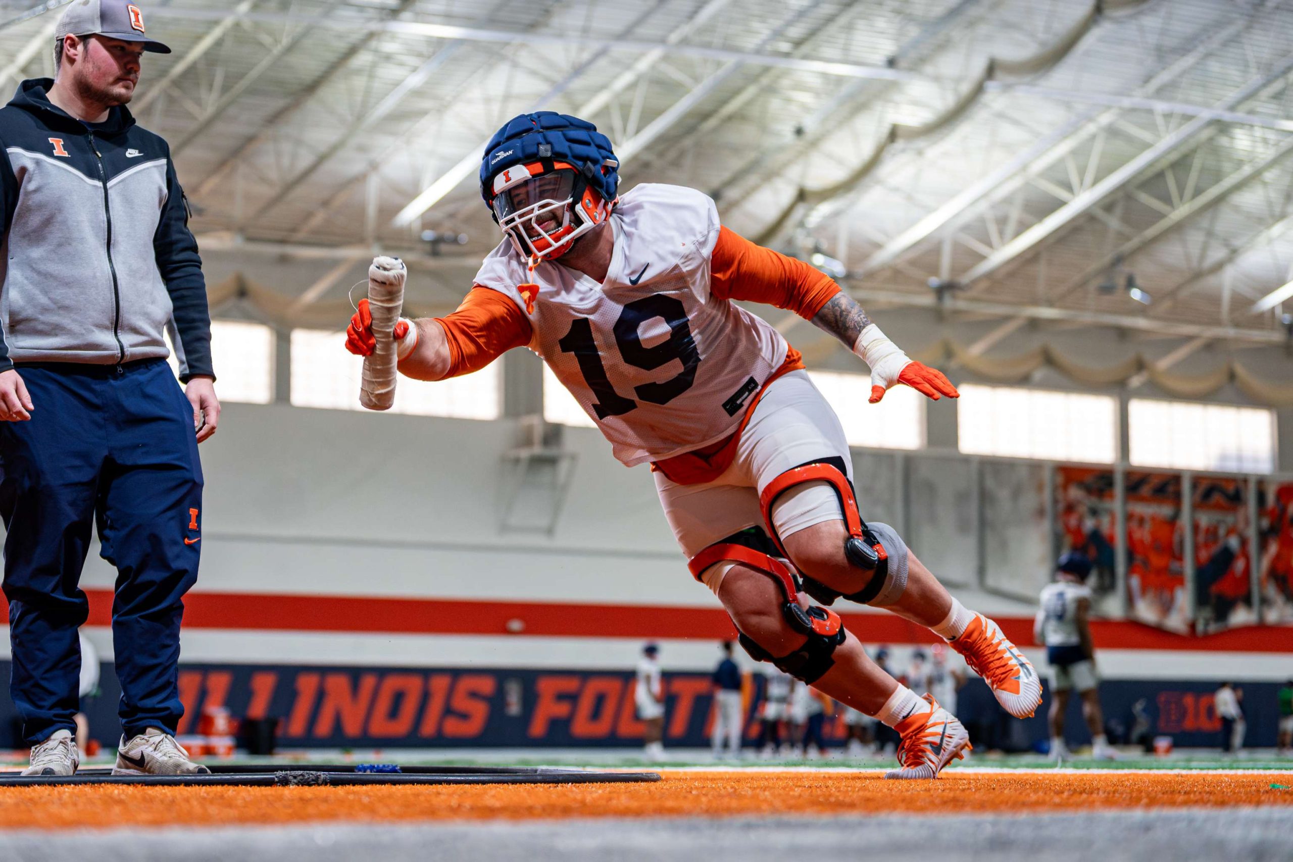 Anthony Johnson Quits Illini Football Team; Will Re-Enter Transfer Portal on Tuesday