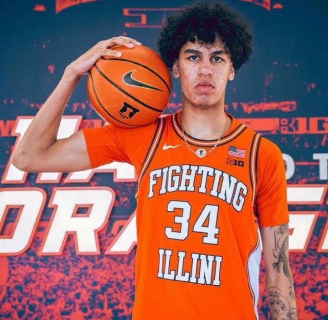 Ked's Recruiting Roundup - Five-Star 2025 Wing Will Riley Visits Illinois