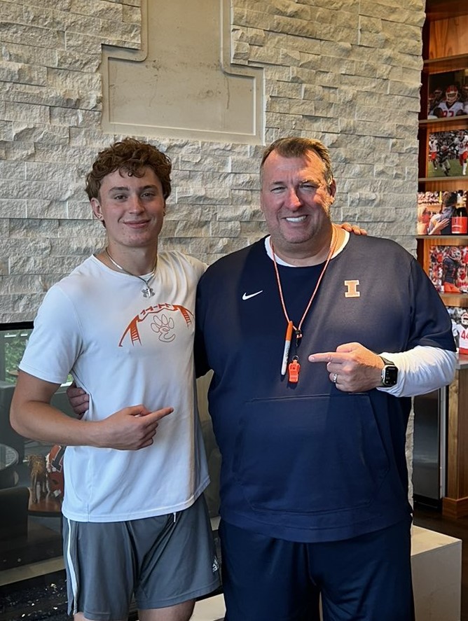 Ked's Recruiting Roundup - Downstate Football Prep Keeps Close Tabs on the Illini