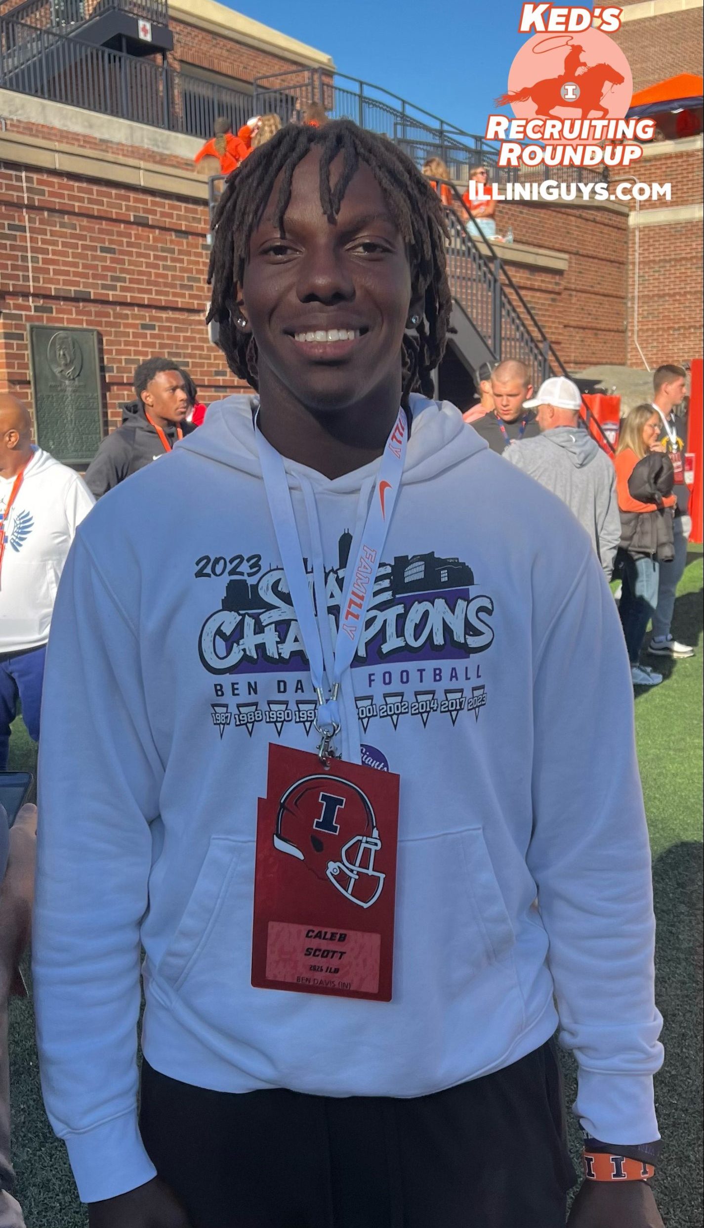 Ked's Recruiting Roundup - Caleb Scott Checks Out Illinois Football