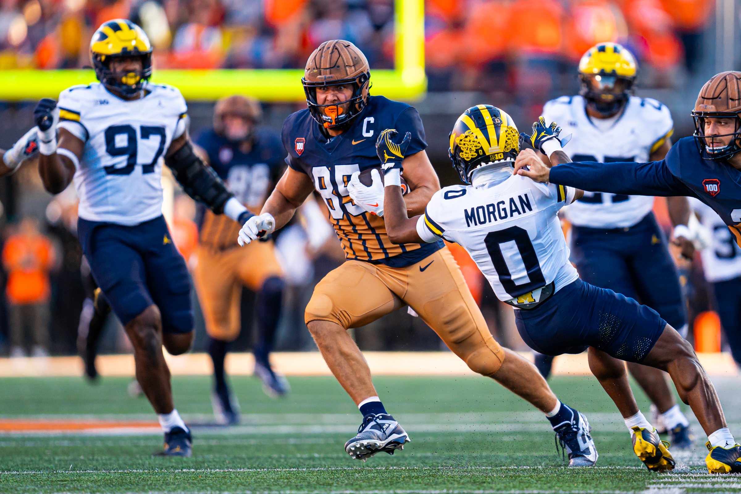 22nd Ranked Illini Outmuscle #24 Wolverines Before Sellout Crowd