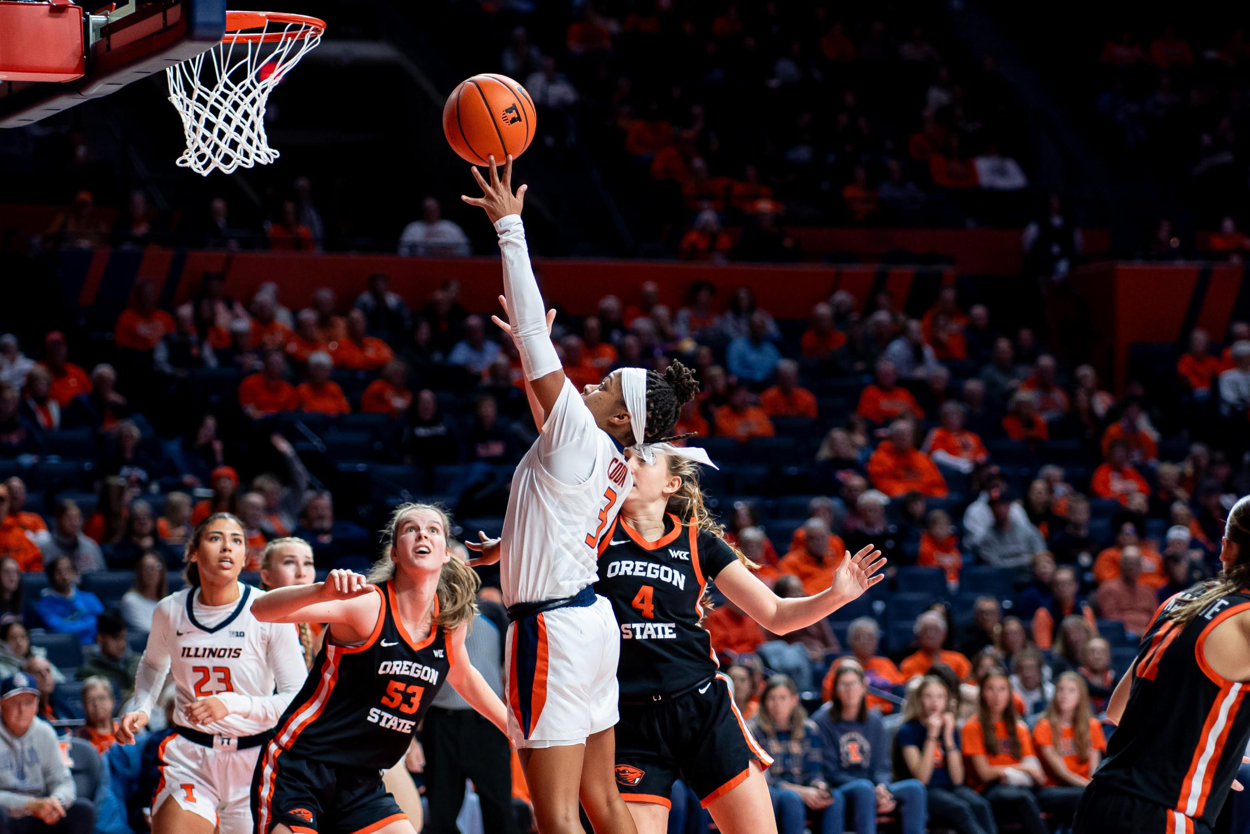 Illini Women’s Hoops Prove Big or Small Opposition Isn’t Their Concern