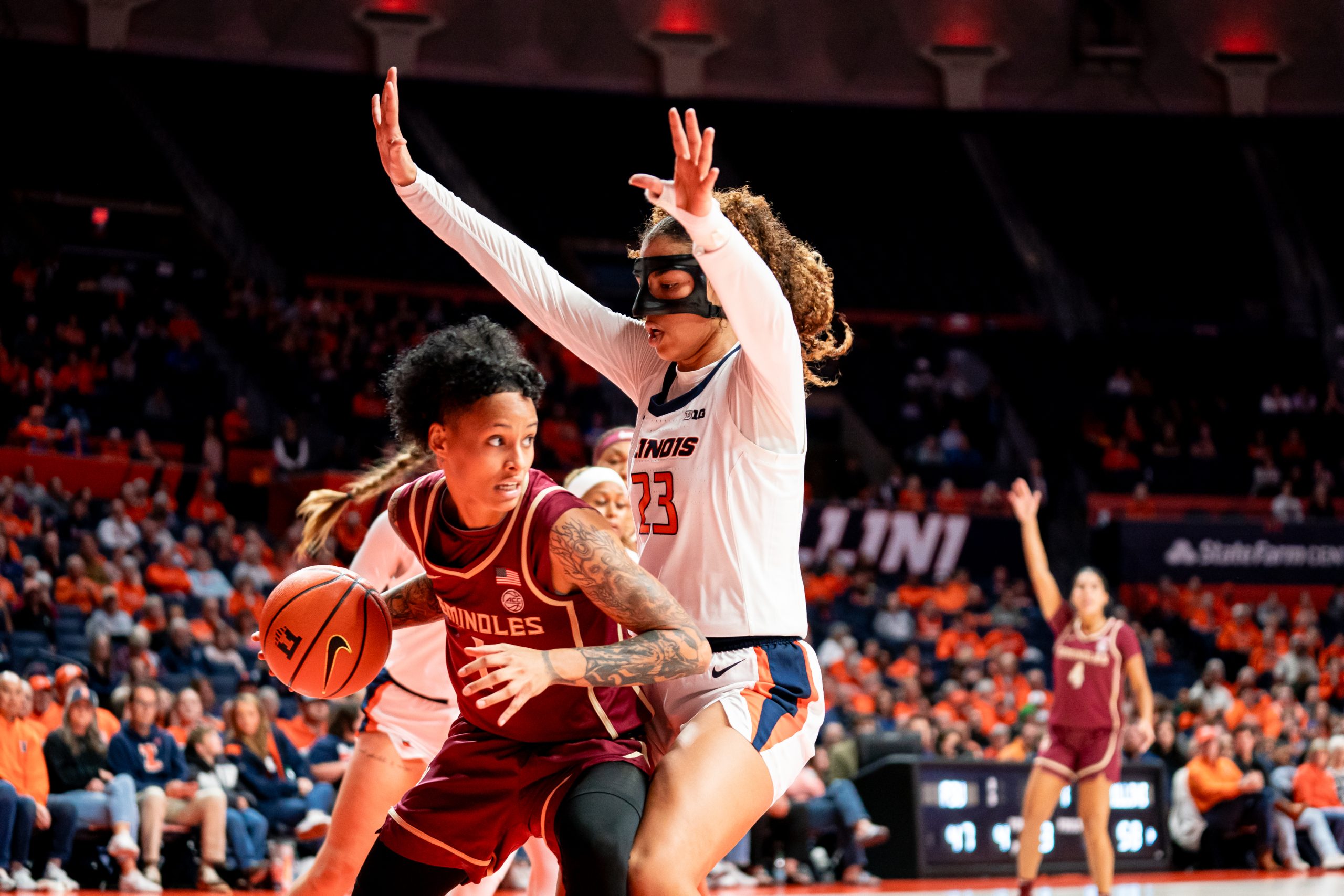 Illini Host Marquette on Historic Banner-Raising Night