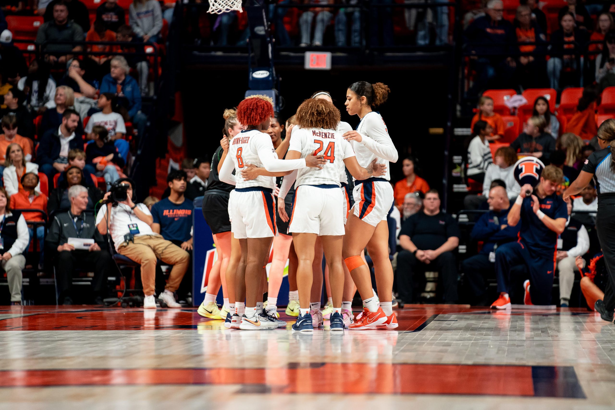 Illini Women Look To Add To Home Win Streak vs. Southern Indiana