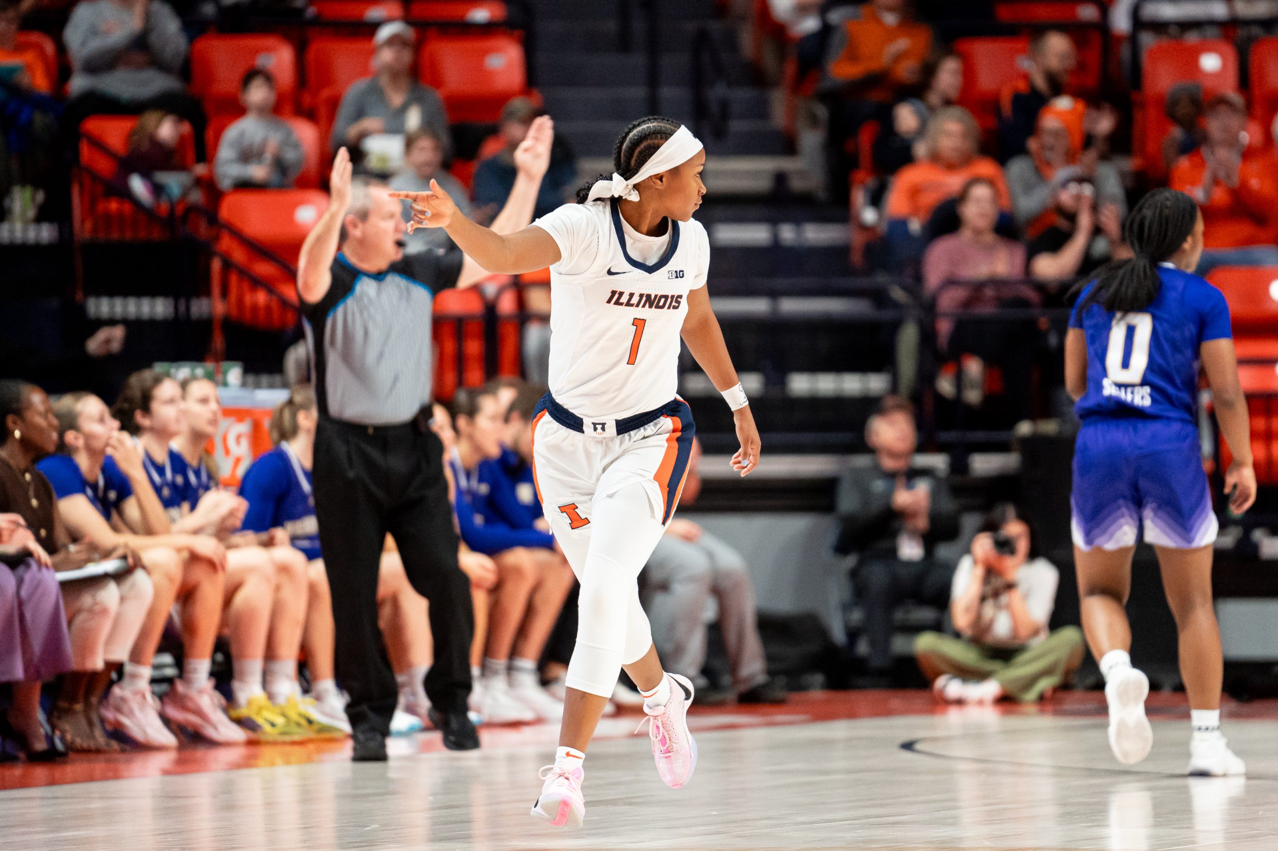 Short-Handed Illini Fall To Visiting Washington, 84-75