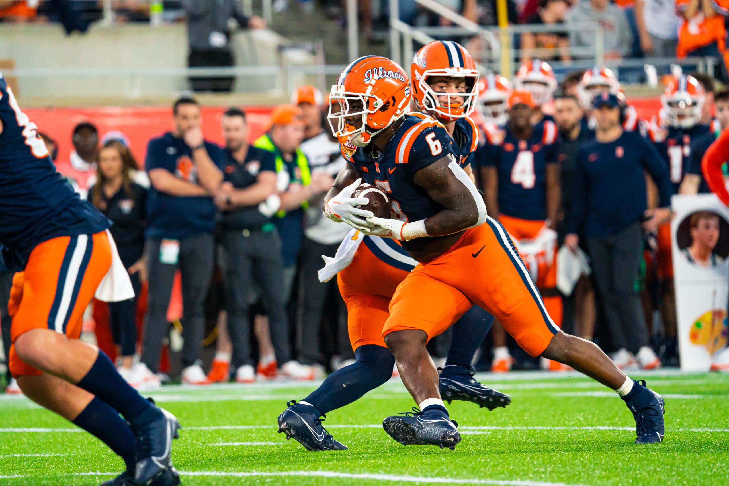 #20 Illini Overpower 15th Ranked Gamecocks in Emotion-Filled Citrus Bowl, 21-17