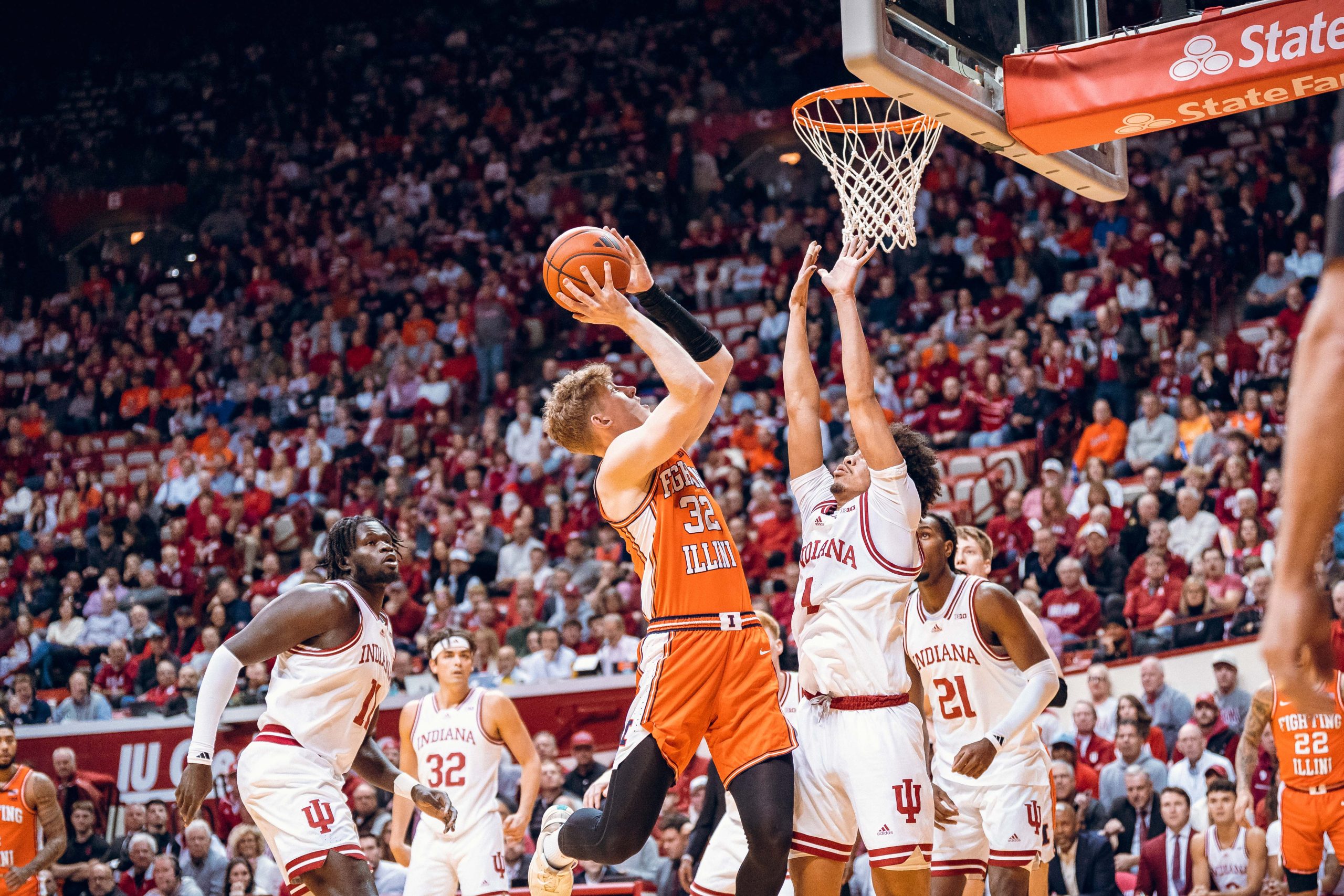 Jakucionis Returns to Lead #19 Illini's Historic 94-69 Rout at Indiana