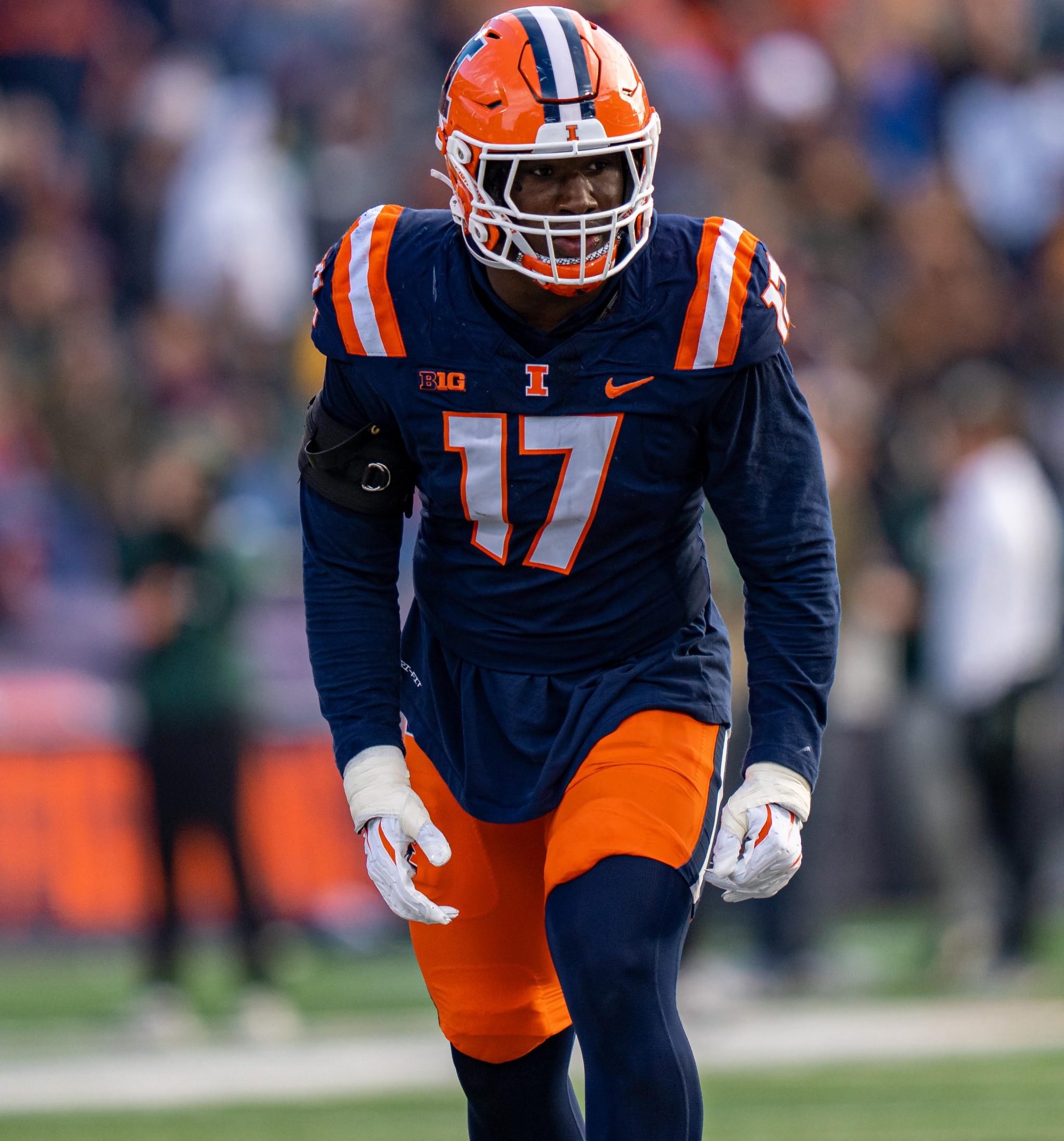 Illinois 2024 Sack Leader Gabe Jacas Elects to Return to Bielema’s Illini for 2025 Season