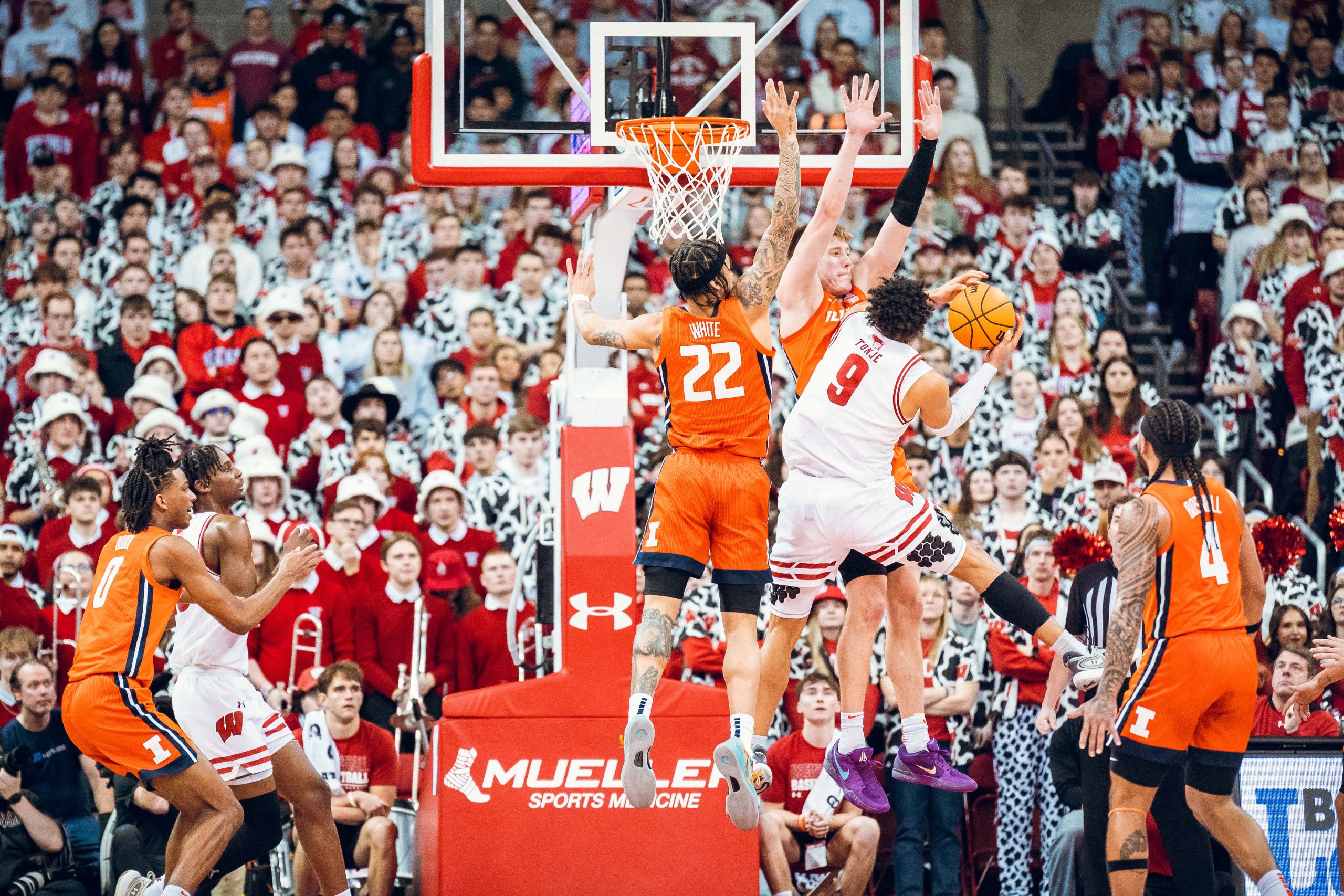 Flu-Ridden Illini Fall To No. 11 Wisconsin for 1st Time in 10 Tries, 95-74