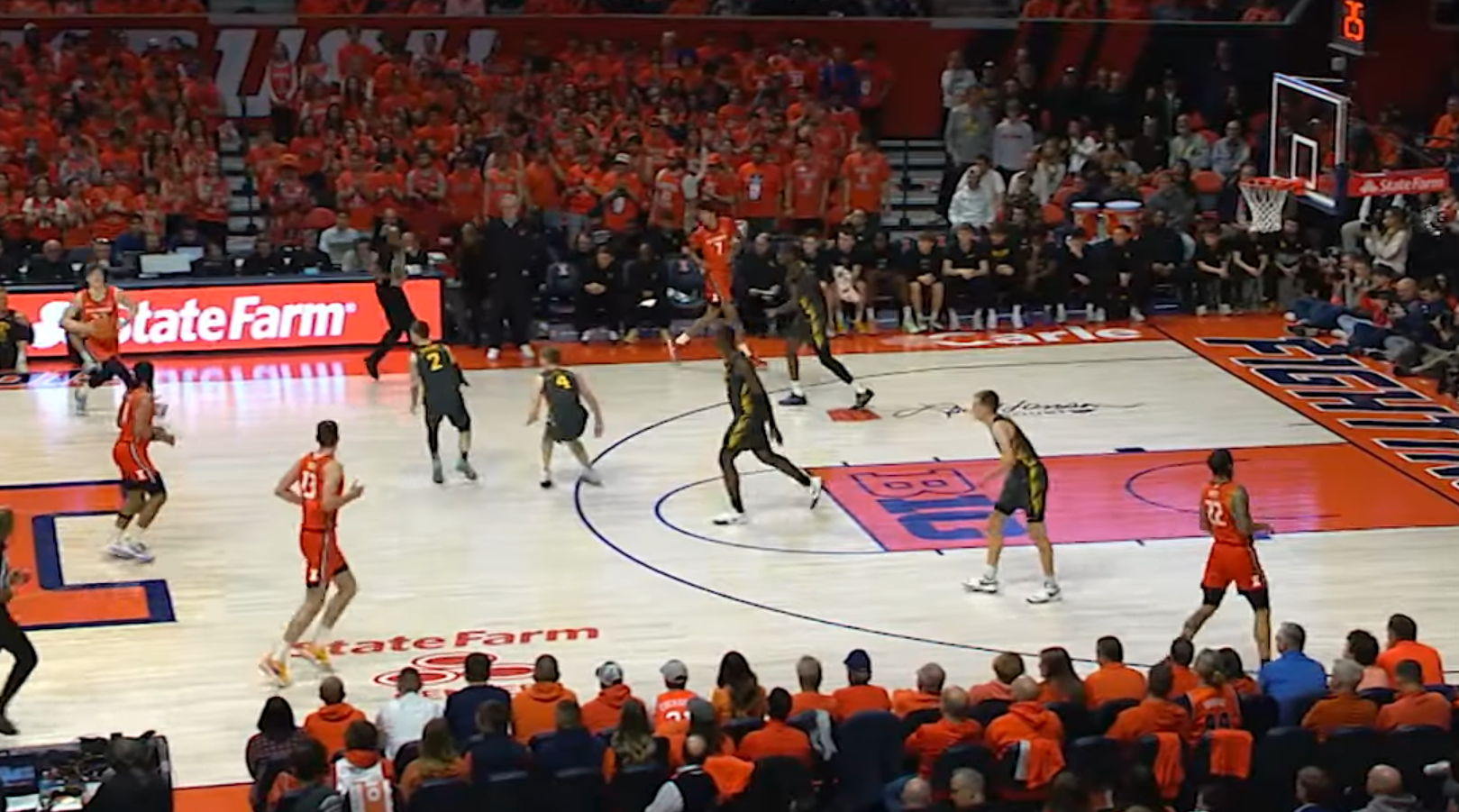 Illini vs. Iowa highlights