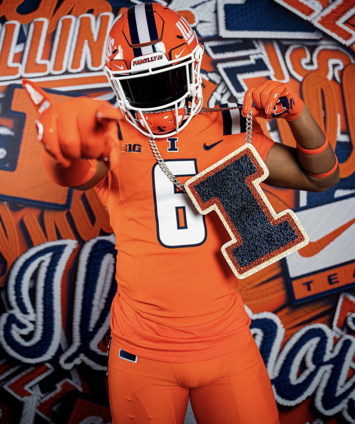 Ked's Recruiting Roundup: Illinois Continues to Flex Its Muscle and Put the Big Ten on Notice With Another Top Commitment From Nelsyn Wheeler