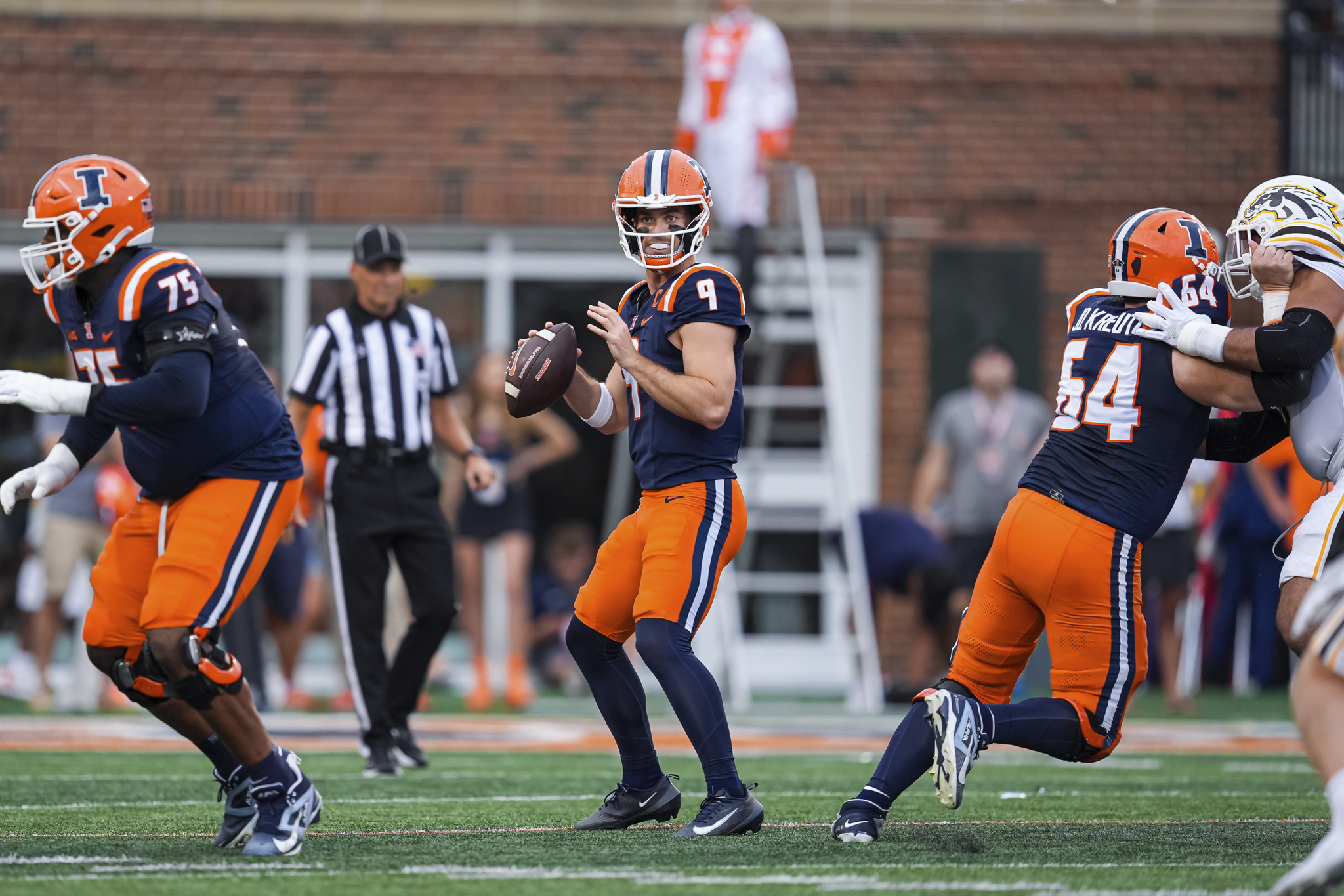 No. 9 Illinois 38, Western Michigan 0 - IlliniGuy Grades