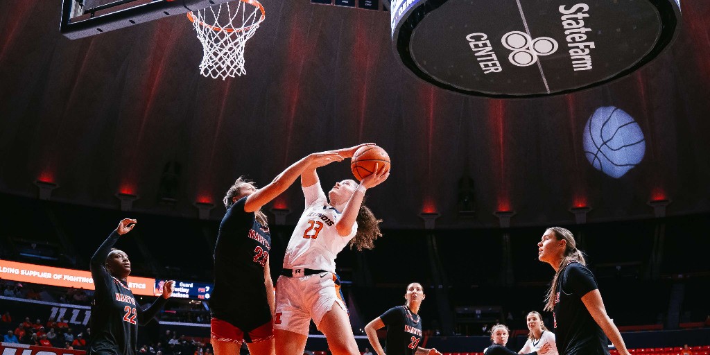 Sturdy's Rewind: Illini Women Cruise in Final Exhibition