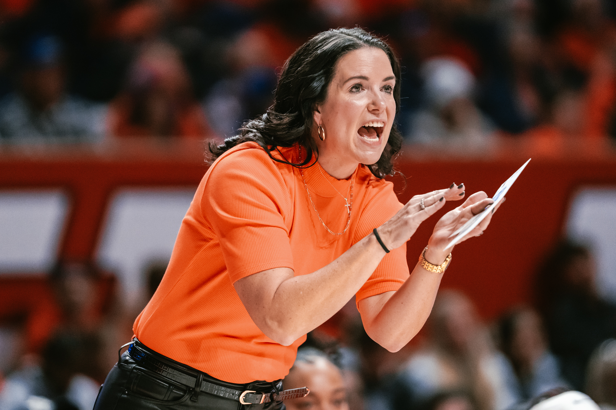 Shauna Green Gets 200th Division I Win in Blowout Fashion Over North Texas