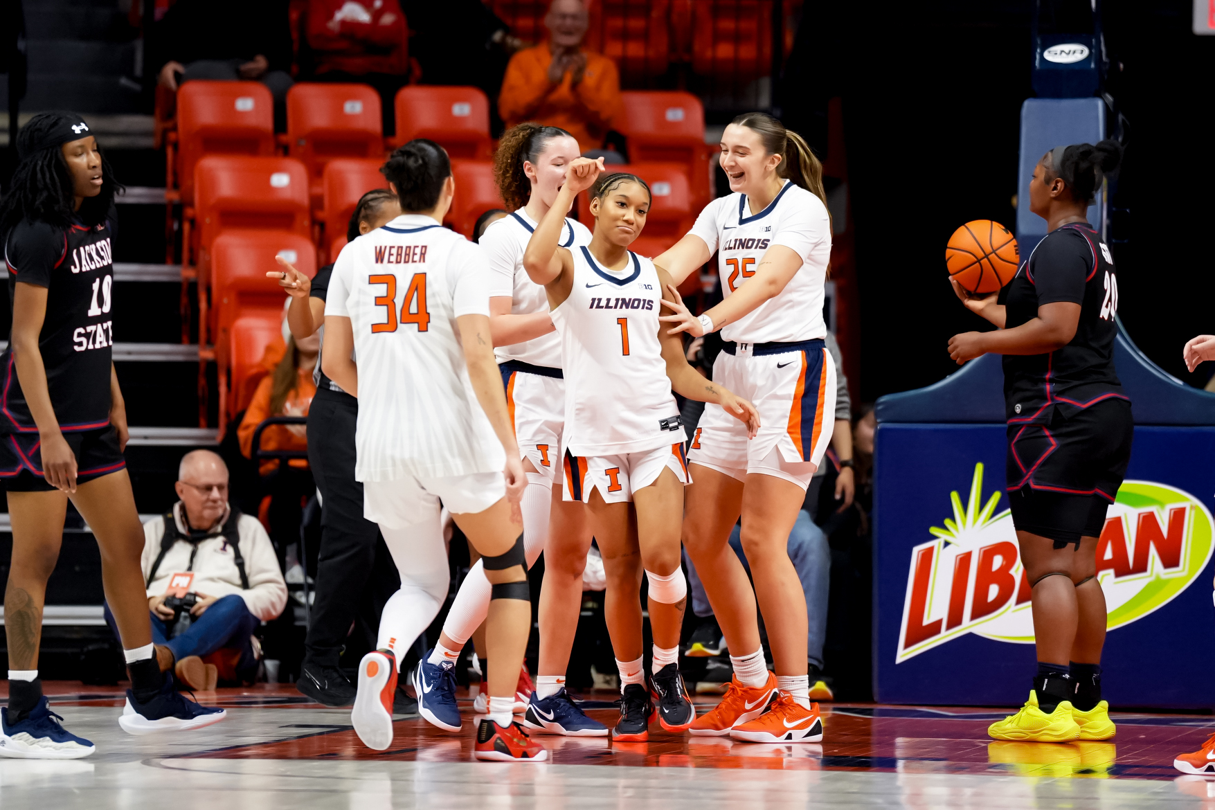 Illini Finish Non-Conference Play With 43-Point Blowout Win