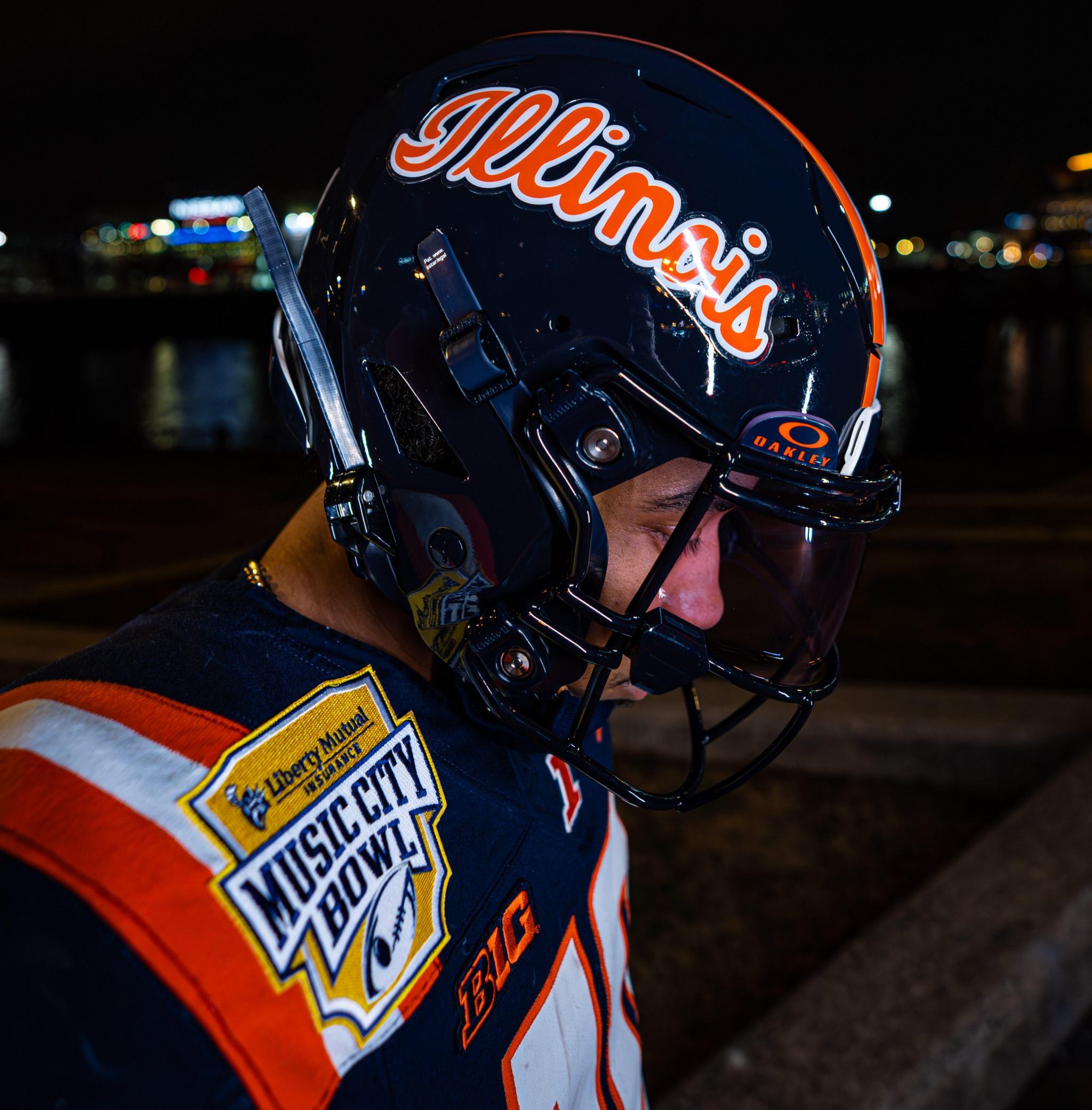 Matt Stevens: Illini Playing The Blues (Uniform) in Nashville