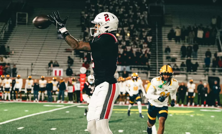 Illini Staff Taking Strategic Gamble on Veteran WR With Extensive Injury History