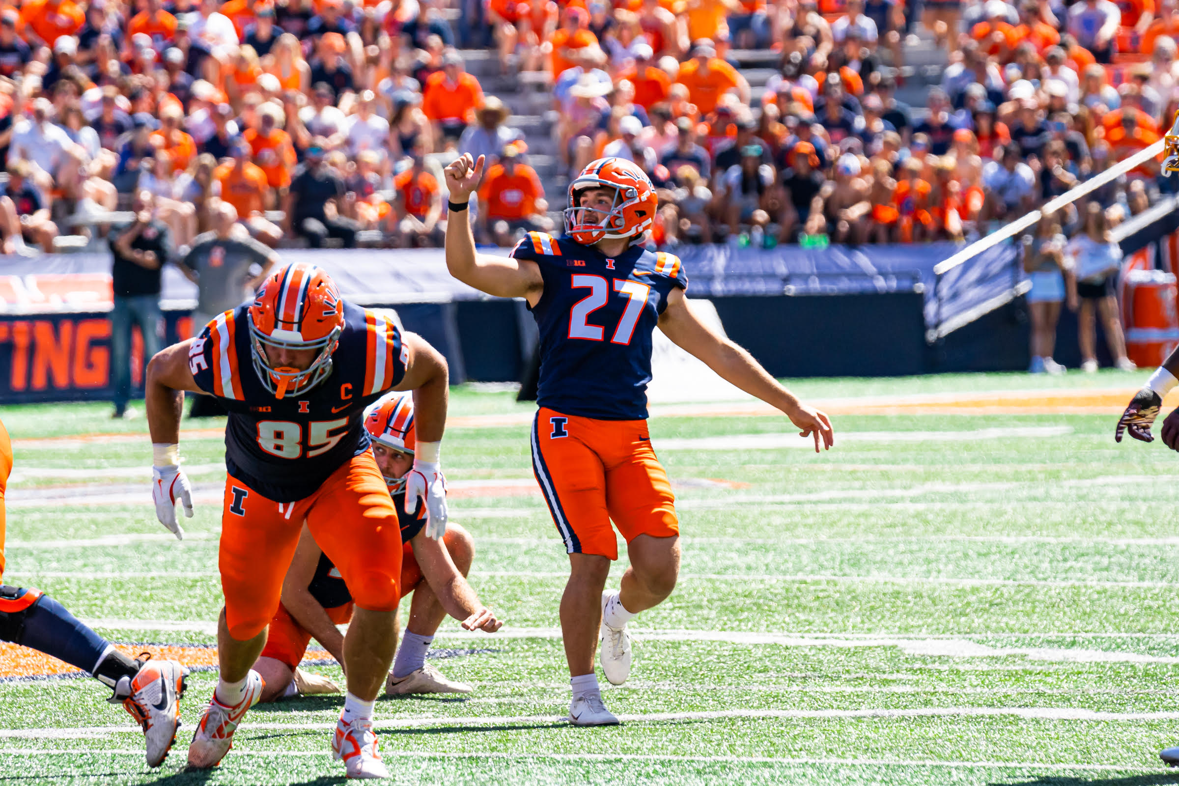 Welcome Back Moczulski: Former Illini Kicker Returning to Champaign-Urbana in 2026