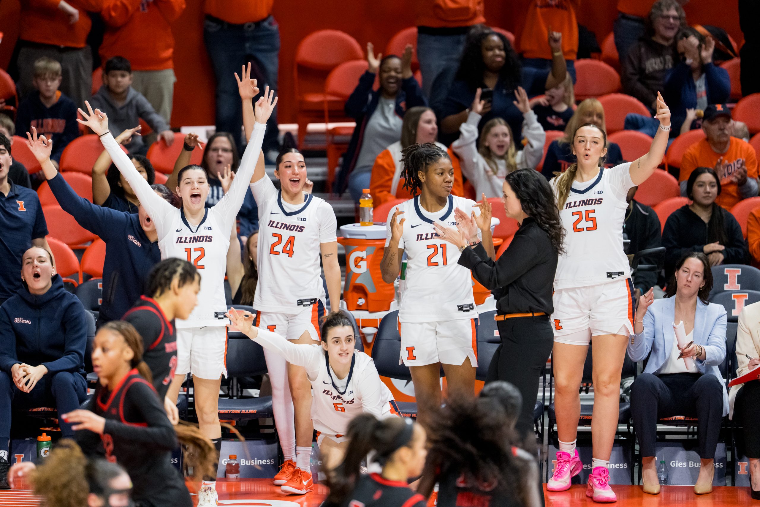 How a Players-Only Meeting Has Lifted Illini Women’s Basketball Back From Tough February Stretch