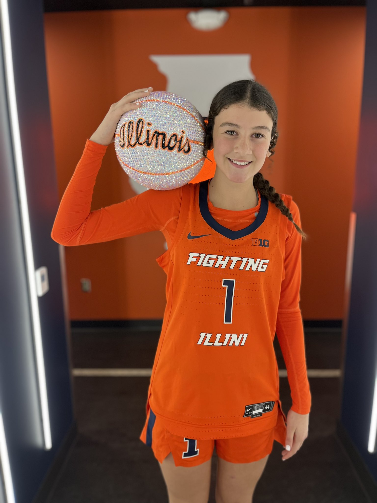 Kate McDougall Emerges as Early Target for Illinois Women’s Basketball