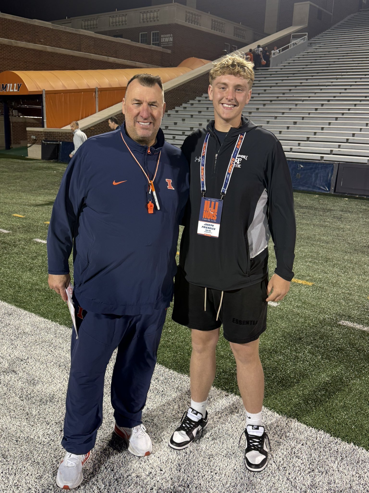 Ked's Recruiting Roundup: Bielema’s Surprise Offer Leaves Big Impression on 2028 OT Joseph Frierdich